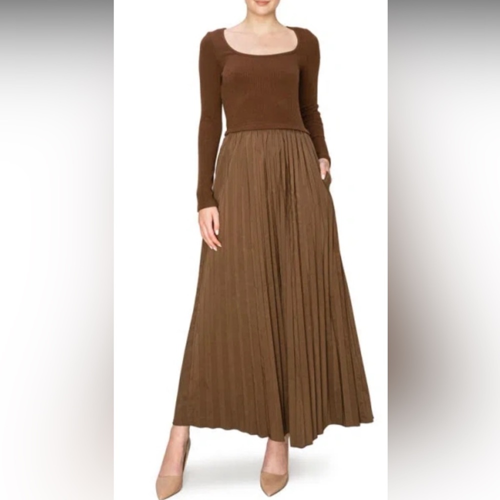 Nordstrom brow mixed media pleated maxi dress